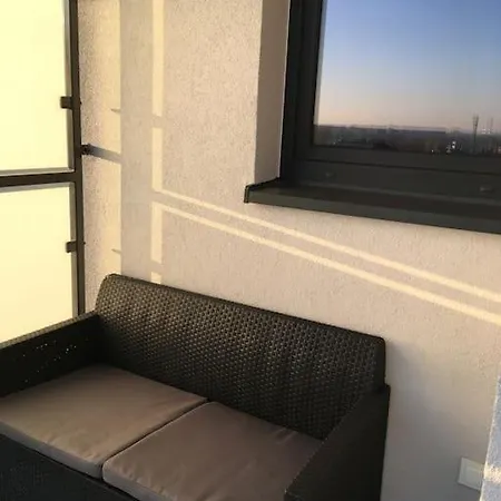 Peaceful For 2-4 Guests In *