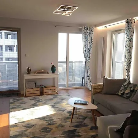 Peaceful For 2-4 Guests In *